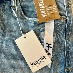 Kensie High Rise Denim Shorts 💙 Vintage Luxe Comfort Stretch | NWT Chic ✨